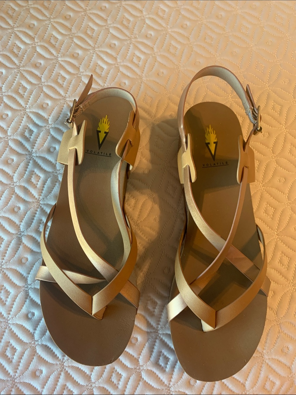 Volatile Metallic Gold Strappy Slingback Sandals size 9-M - Picture 2 of 9